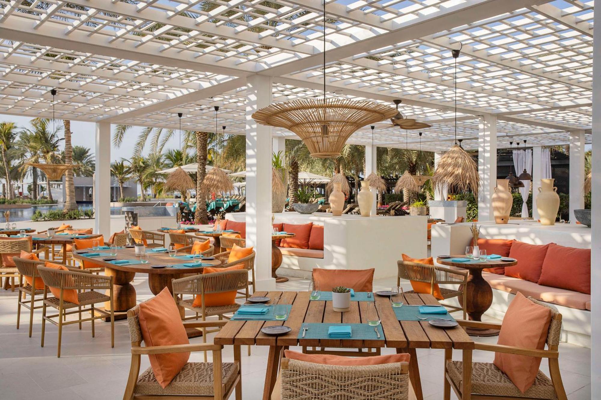 Waldorf Astoria Ras Al Khaimah Luaran gambar The Beach