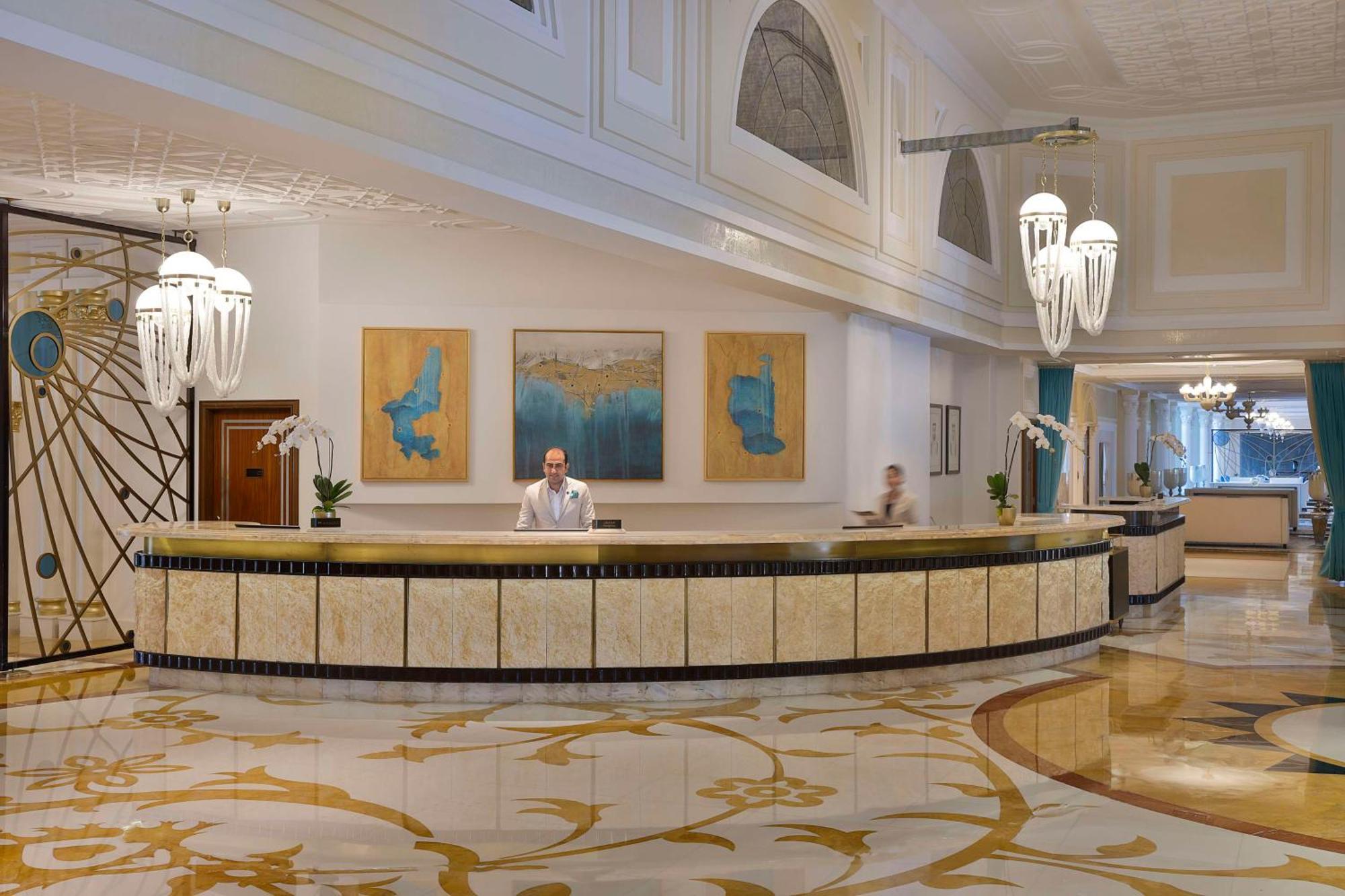 Waldorf Astoria Ras Al Khaimah Luaran gambar The lobby of the hotel